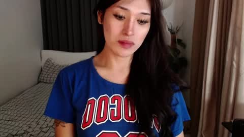 Camilla online show from 03-01-25, 11:06