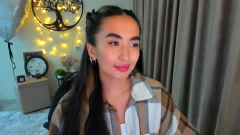Snapshot of worldofkim chatting on 04-29-26, 06:36 dudetta Kim online show from 04-29-26, 06:36