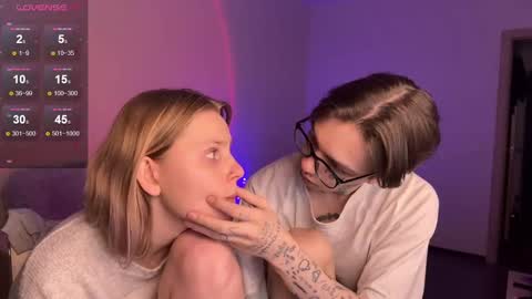 Arnika and Simon online show from 02-23-25, 06:23