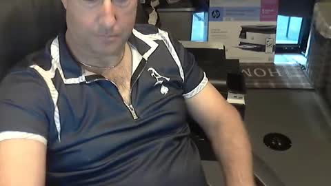 Snapshot of worldpolo1 chatting on 04-10-26, 11:59 Matt online show from 04-10-26, 11:59