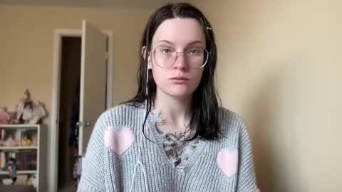 Snapshot of worship_lucina chatting on 12-10-24, 03:22 Lucina online show from 12-10-24, 03:22