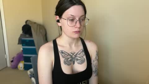 Snapshot of worship_lucina chatting on 02-28-25, 07:35 Lucina online show from 02-28-25, 07:35