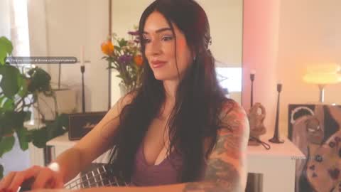 Snapshot of worshipbrielle chatting on 12-17-24, 11:27 Brielle online show from 12-17-24, 11:27