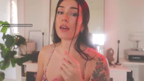 Snapshot of worshipbrielle chatting on 01-04-25, 10:34 Brielle online show from 01-04-25, 10:34