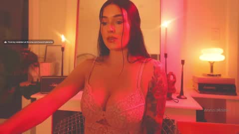 Snapshot of worshipbrielle chatting on 01-21-25, 03:59 Brielle online show from 01-21-25, 03:59