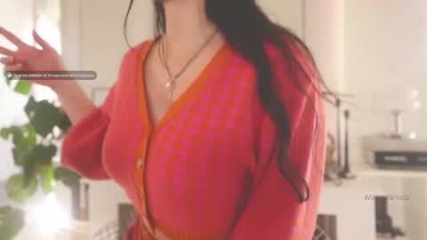 Snapshot of worshipbrielle chatting on 02-10-25, 11:23 Brielle online show from 02-10-25, 11:23