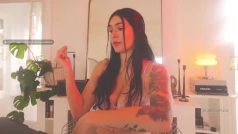 Snapshot of worshipbrielle chatting on 03-11-25, 09:59 Brielle online show from 03-11-25, 09:59