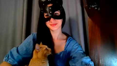 wow_dream_girl_ online show from 10-05-25, 06:06