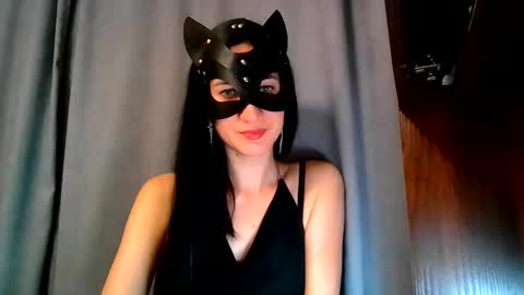 wow_dream_girl_ online show from 10-07-25, 05:43