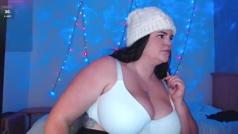 Kaitlyn xx online show from 10-10-25, 11:53