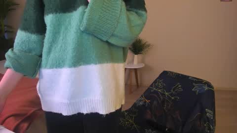 Rebecy online show from 10-04-25, 02:04