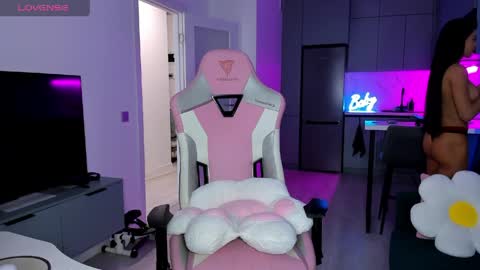 Emi online show from 03-31-26, 07:09