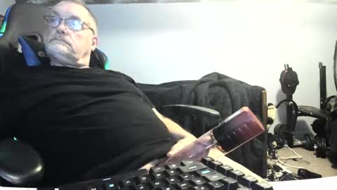 wowsers2022 online show from 11-29-25, 01:03