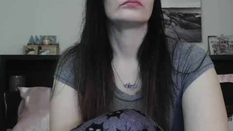 Crystal Lake online show from 02-05-25, 06:46