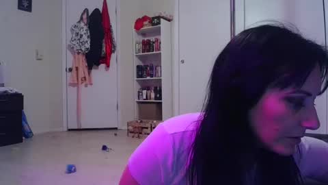 Crystal Lake online show from 02-07-26, 07:01