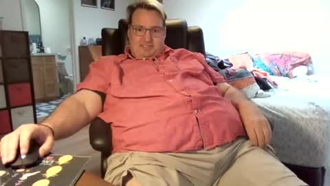 Snapshot of wrensworldx chatting on 07-19-26, 10:57 Wren VX online show from 07-19-26, 10:57