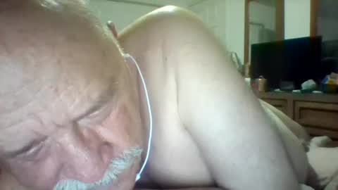 wvmountainlover online show from 05-09-26, 01:22