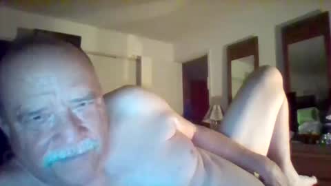 wvmountainlover online show from 05-21-26, 07:59