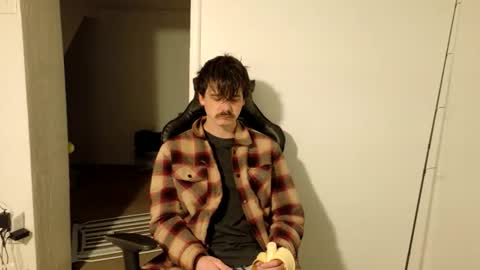 Wyatt online show from 04-30-26, 06:03