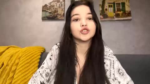 Snapshot of wynonamcjunkin chatting on 02-15-26, 06:26 Mila online show from 02-15-26, 06:26