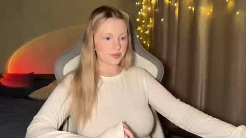 eva online show from 12-20-25, 04:47