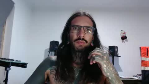 Snapshot of x_dr4ma_x chatting on 02-20-26, 10:27 xdramax online show from 02-20-26, 10:27