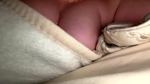 Snapshot of x_dreamgirl_x chatting on 02-14-26, 01:24 Mariah online show from 02-14-26, 01:24