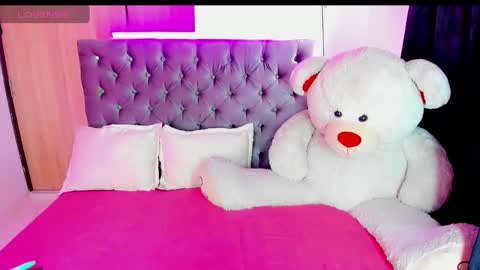 Maria Juliana online show from 01-19-25, 04:57