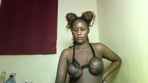 Snapshot of x_melanine chatting on 02-23-26, 11:18 X melanine online show from 02-23-26, 11:18