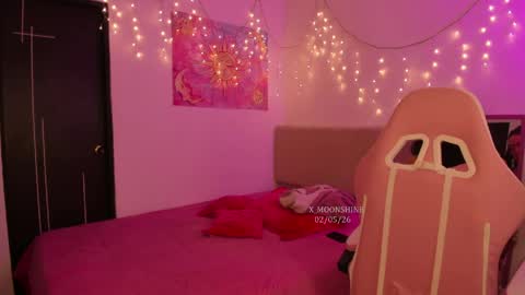    s  s      s   online show from 05-03-26, 04:07