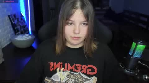 LOVE NERDS ONLY online show from 09-15-25, 03:39