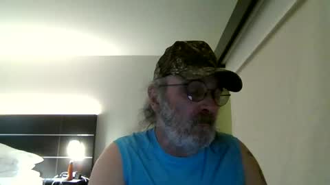 xaeubanks online show from 05-05-26, 01:13