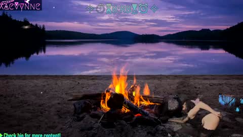 Snapshot of xaevynne chatting on 01-11-25, 11:23 Xaevynne Sometimes Milla Milla The Cute as a Buttom Brunette online show from 01-11-25, 11:23