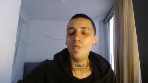 Snapshot of xalejo_max chatting on 09-25-25, 04:21 xalejo_max online show from 09-25-25, 04:21