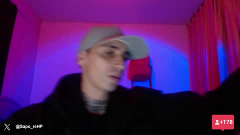 Snapshot of xalejo_max chatting on 10-07-25, 02:20 xalejo_max online show from 10-07-25, 02:20