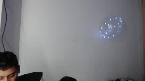 Snapshot of xalejo_max chatting on 11-26-25, 11:28 xalejo_max online show from 11-26-25, 11:28