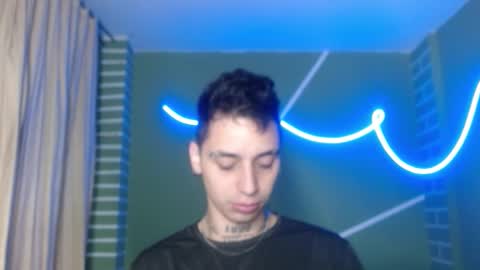 Snapshot of xalejo_max chatting on 12-16-25, 07:35 xalejo_max online show from 12-16-25, 07:35