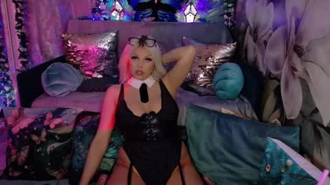 sooo hey im Sperm Mystik from Fuckistan i want you full my all holes bcs i have penis fever online show from 02-13-25, 08:45