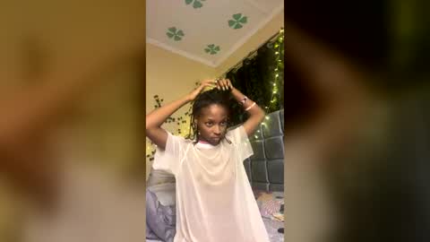 Snapshot of xalia_caramel chatting on 07-03-26, 07:04 Alexa online show from 07-03-26, 07:04