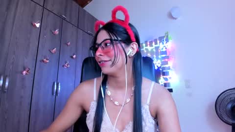 XALLYSONX online show from 01-09-25, 05:33