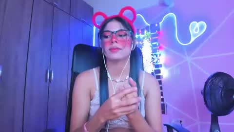 XALLYSONX online show from 02-08-25, 02:16