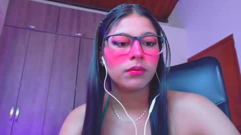 Snapshot of xallysonx_ chatting on 03-04-26, 11:49 XALLYSONX online show from 03-04-26, 11:49