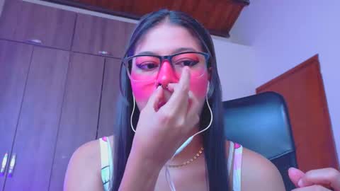 Snapshot of xallysonx_ chatting on 03-07-26, 11:29 XALLYSONX online show from 03-07-26, 11:29