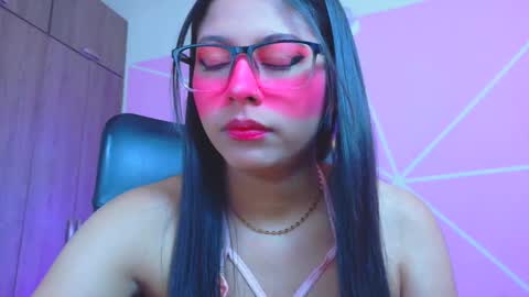 Snapshot of xallysonx_ chatting on 03-19-26, 11:47 XALLYSONX online show from 03-19-26, 11:47