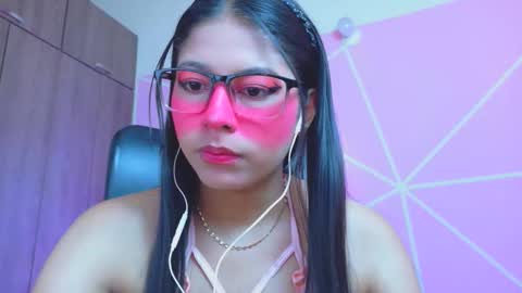 Snapshot of xallysonx_ chatting on 03-27-26, 11:54 XALLYSONX online show from 03-27-26, 11:54