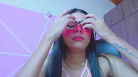 Snapshot of xallysonx_ chatting on 04-11-26, 11:36 XALLYSONX online show from 04-11-26, 11:36