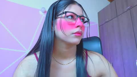 Snapshot of xallysonx_ chatting on 04-12-26, 11:37 XALLYSONX online show from 04-12-26, 11:37