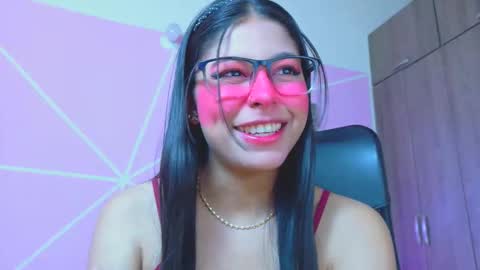 Snapshot of xallysonx_ chatting on 04-16-26, 12:06 XALLYSONX online show from 04-16-26, 12:06