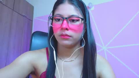 Snapshot of xallysonx_ chatting on 05-01-26, 12:10 XALLYSONX online show from 05-01-26, 12:10
