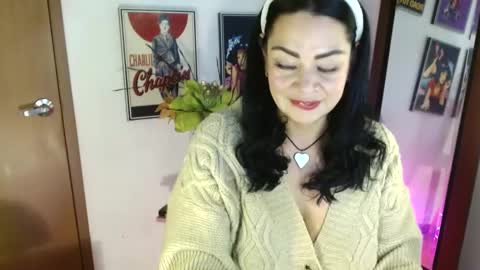 Snapshot of xamara1124 chatting on 01-05-25, 09:47 XAMARA1124 online show from 01-05-25, 09:47